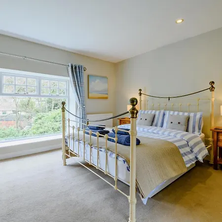 Holiday home 4 Bed In Oc-g0040 *
