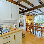 4 Bed In Oc-g0040 *