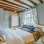 4 Bed In Oc-g0040 Сasa de vacaciones