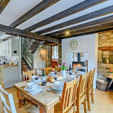 4 Bed In Oc-g0040 Сasa de vacaciones Whitby